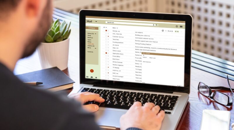Cara Kirim CV Lewat Email